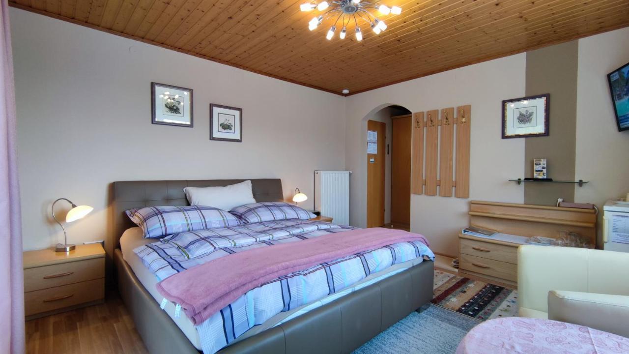 Ferienparadies Gutounik Пёрчах-ам-Вёртерзе Экстерьер фото